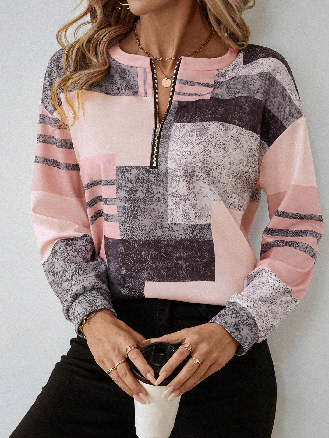 Leona™ | Chic Vintage Sweatshirt