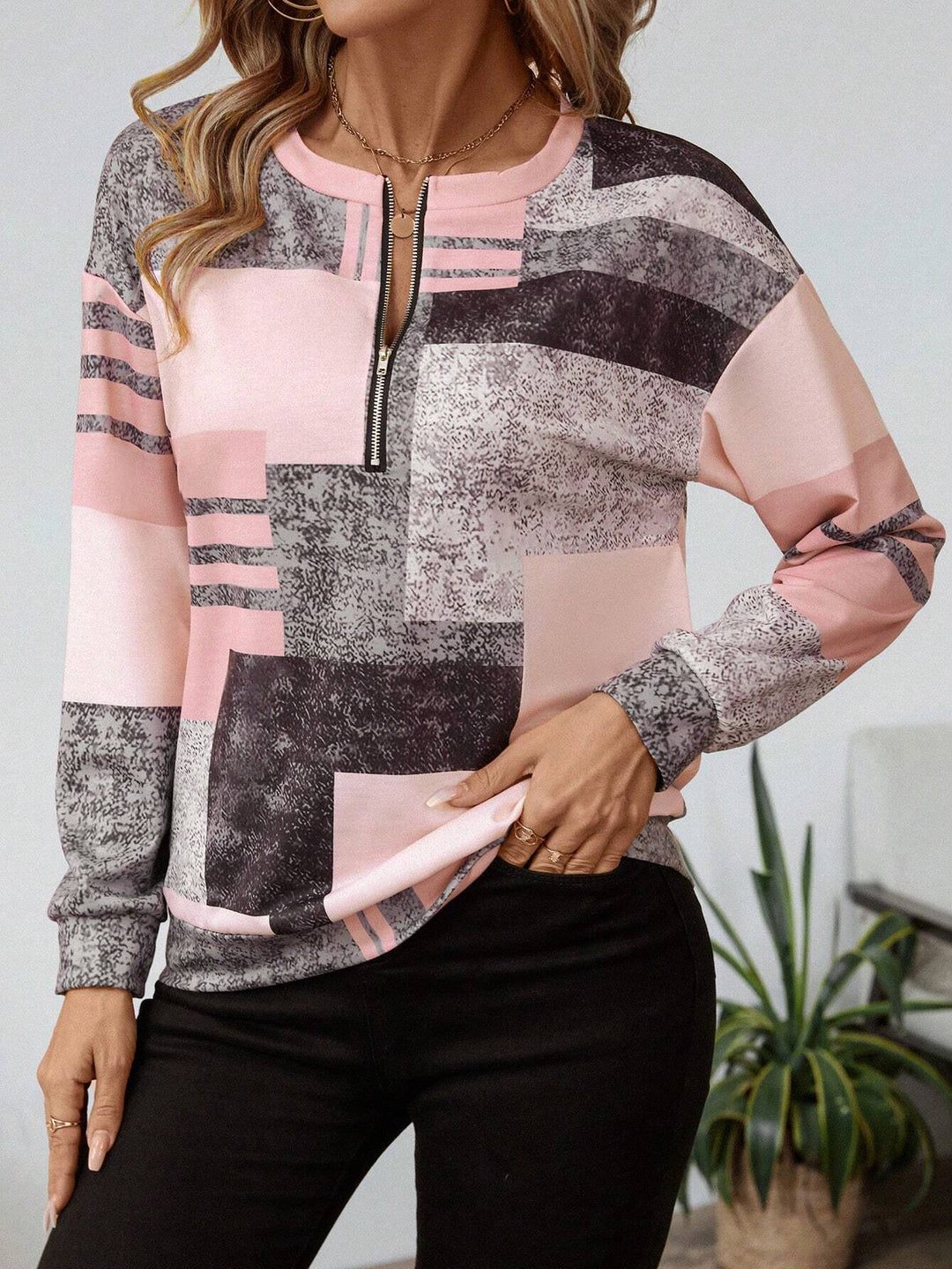 Leona™ | Chic Vintage Sweatshirt