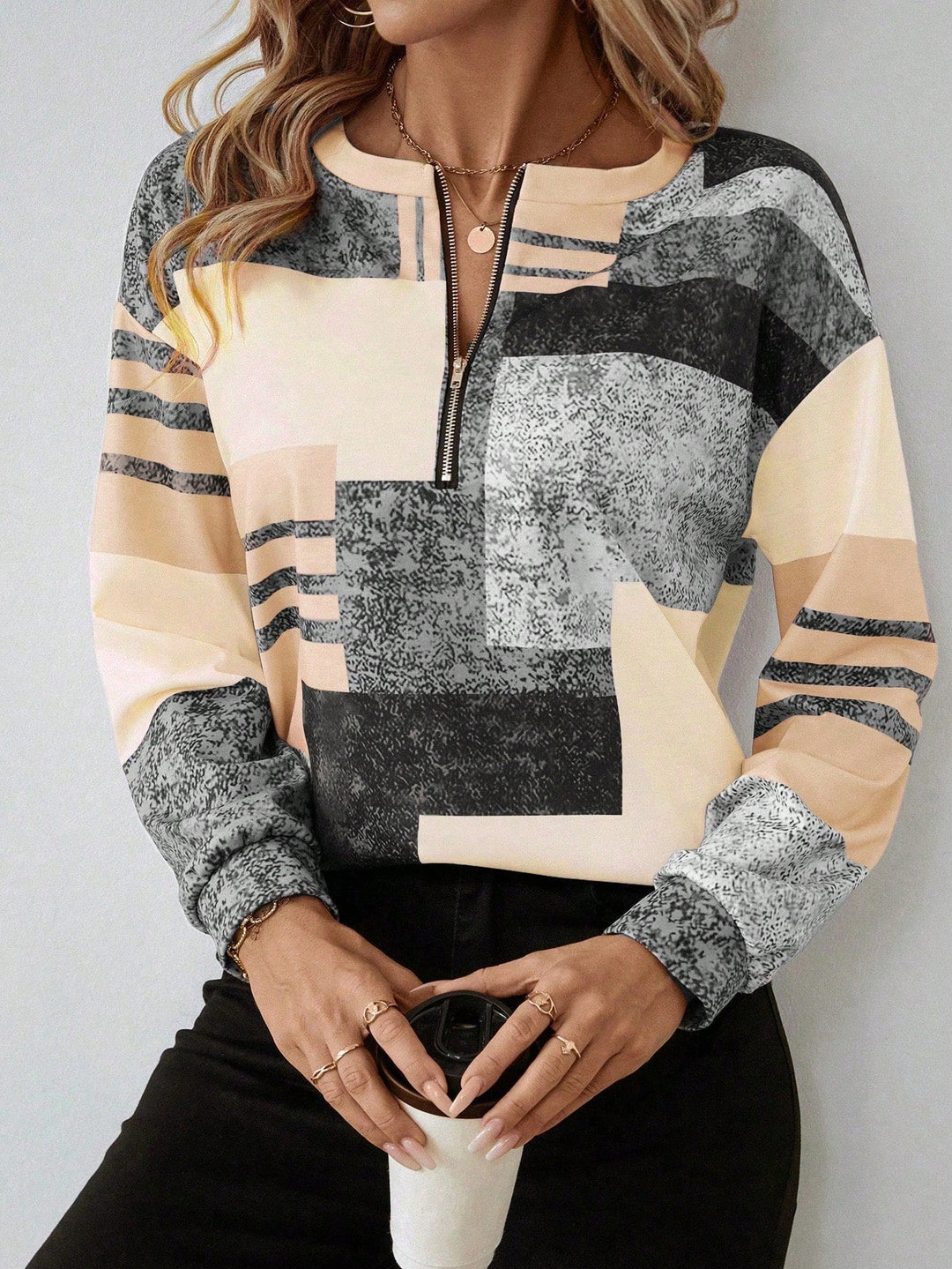 Leona™ | Chic Vintage Sweatshirt
