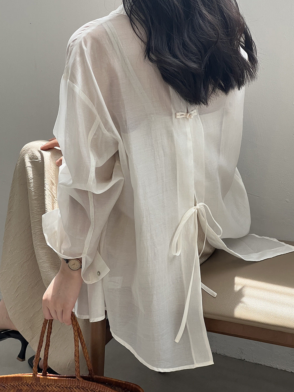 Lea - Lightweight Tie-Back Blouse