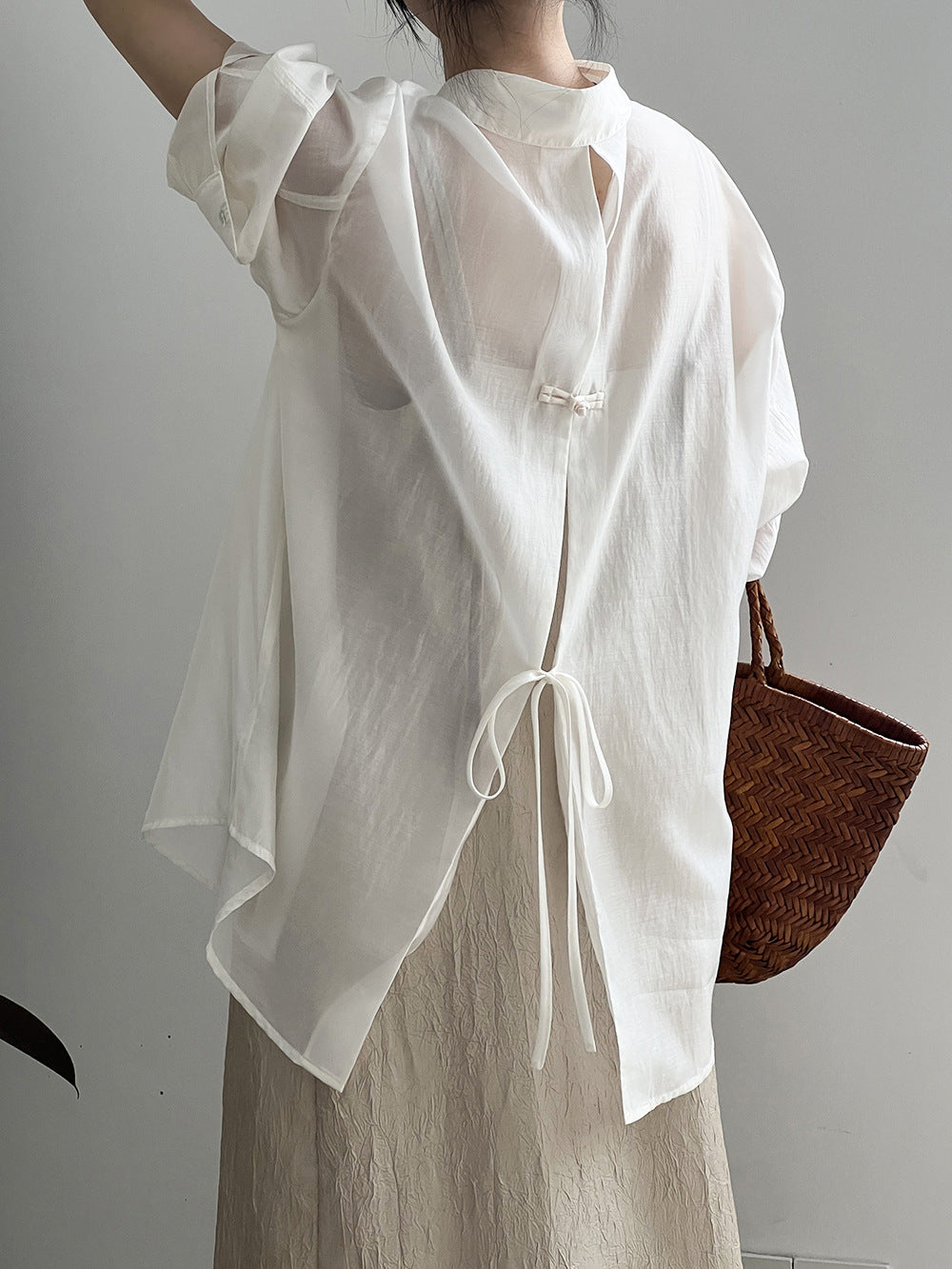 Lea - Lightweight Tie-Back Blouse