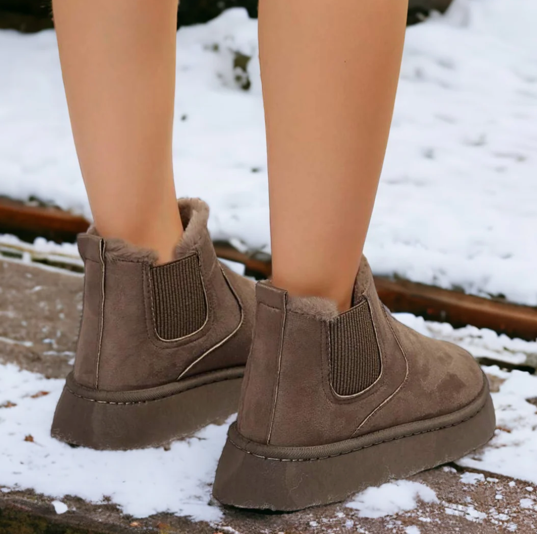 Aredia | Elegant Winter Boots For 2024